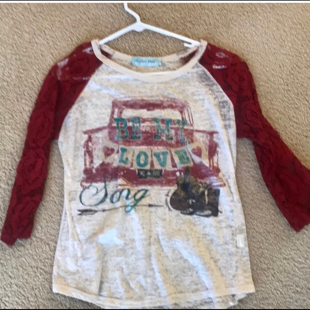 Lace sleeve tee shirt